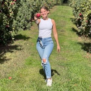 Meet your Posher, Sara